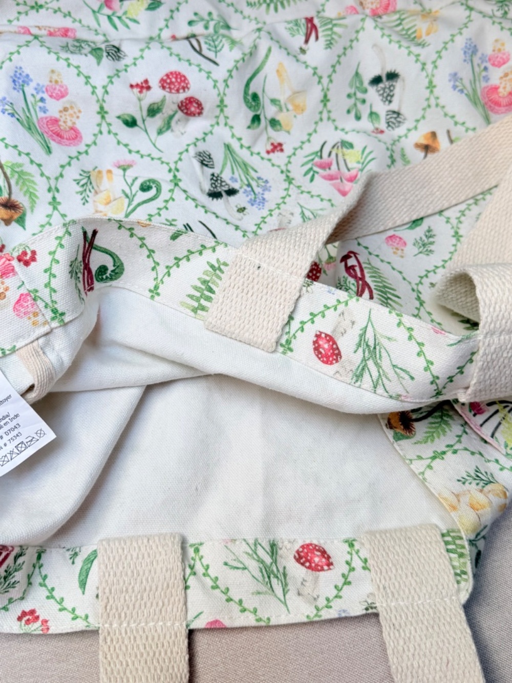Shabby Chic Brand Reusable Tote Bag Mushroom Pattern New With Tags - Picture 6 of 10